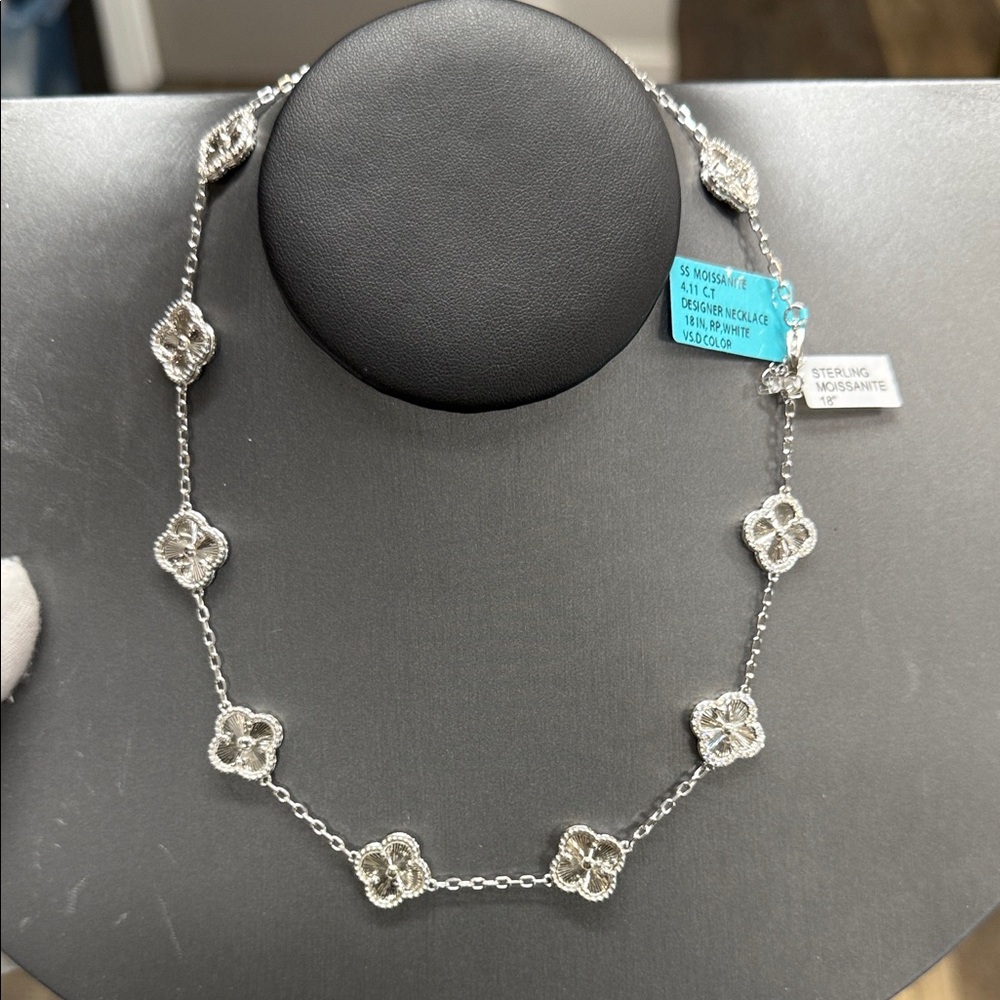 Elegant Silver Necklace with Floral Accents 4.11cts of Moissanite